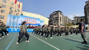 男人把鸡巴插入女人逼逼视频。雁江教育 | “一校一品”特色教育 “点亮”多彩校园